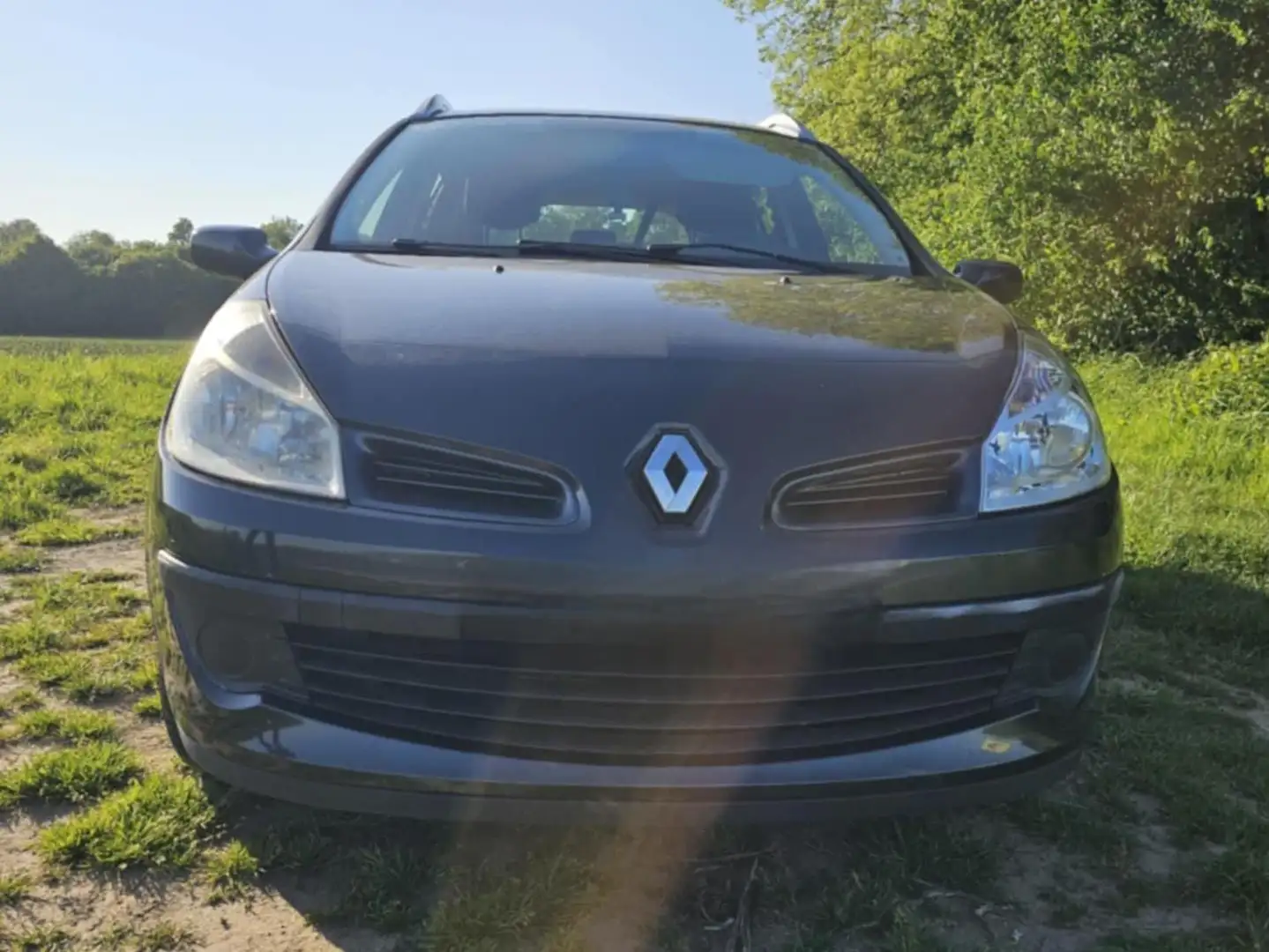 Renault Clio Clio 1.5 dCi Expression Zwart - 1