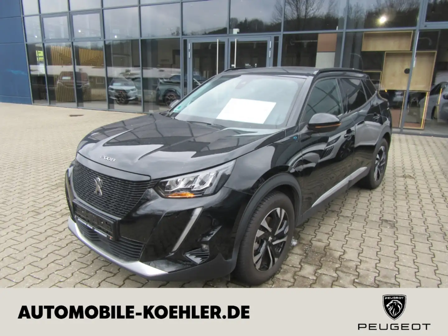 Peugeot 2008 e- Allure Pack Elektromotor 136  DAB SZHG Negro - 1