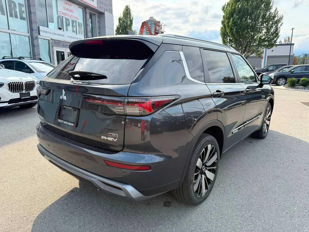 Mitsubishi Outlander снимка Mitsubishi Outlander