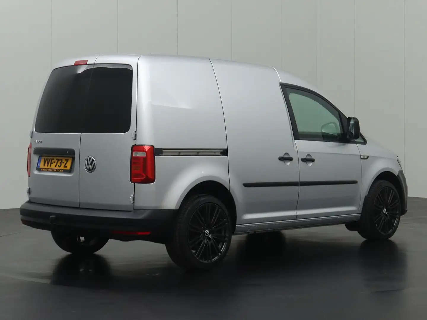 Volkswagen Caddy 2.0TDI 102PK DSG Automaat BMT Exclusive Edition | Zilver - 2