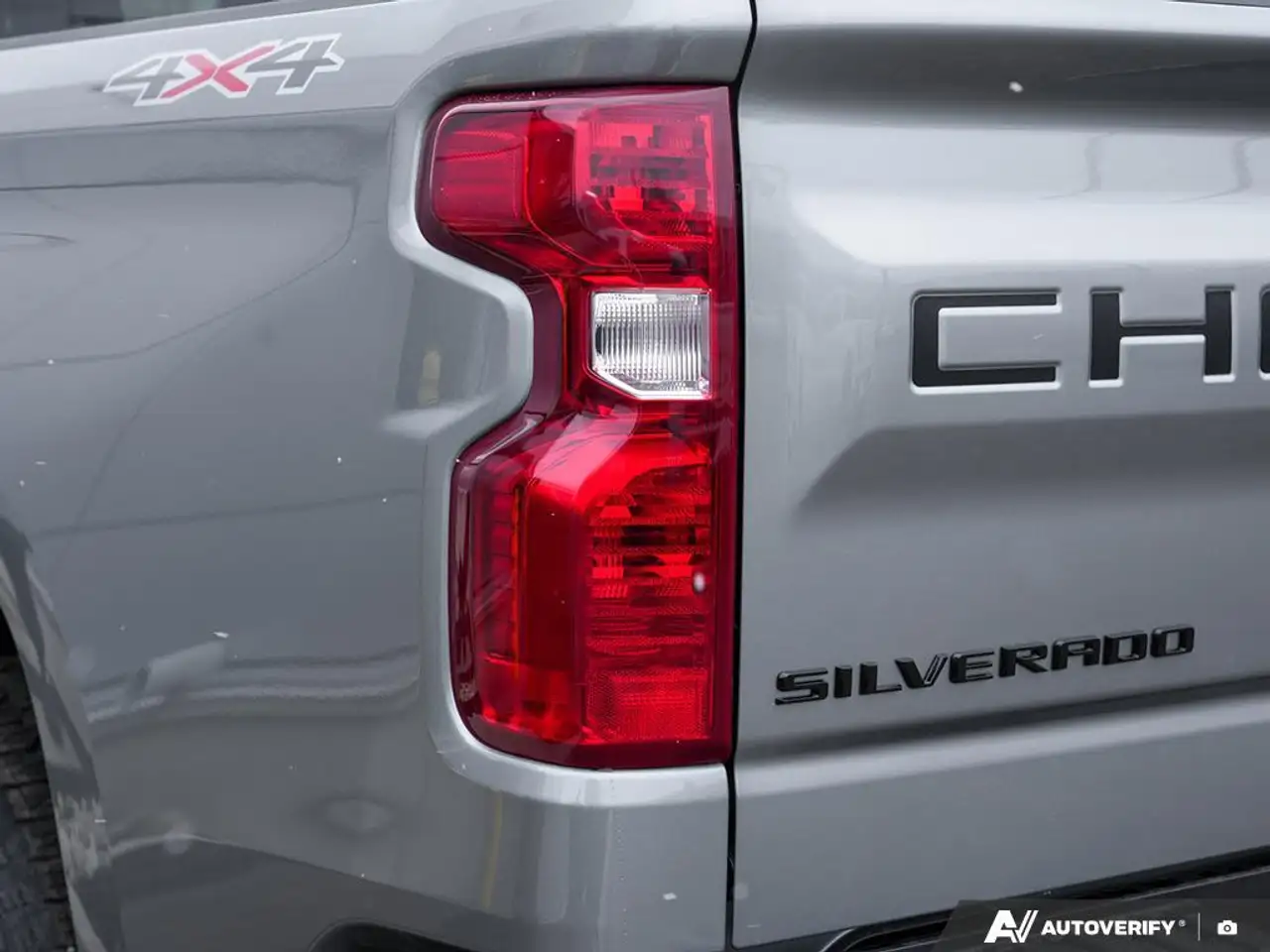 Chevrolet Silverado 1500 снимка Chevrolet Silverado 1500