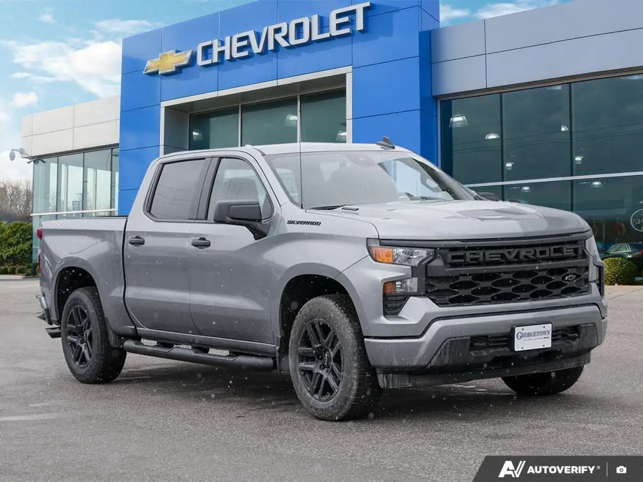 Chevrolet Silverado 1500 снимка Chevrolet Silverado 1500