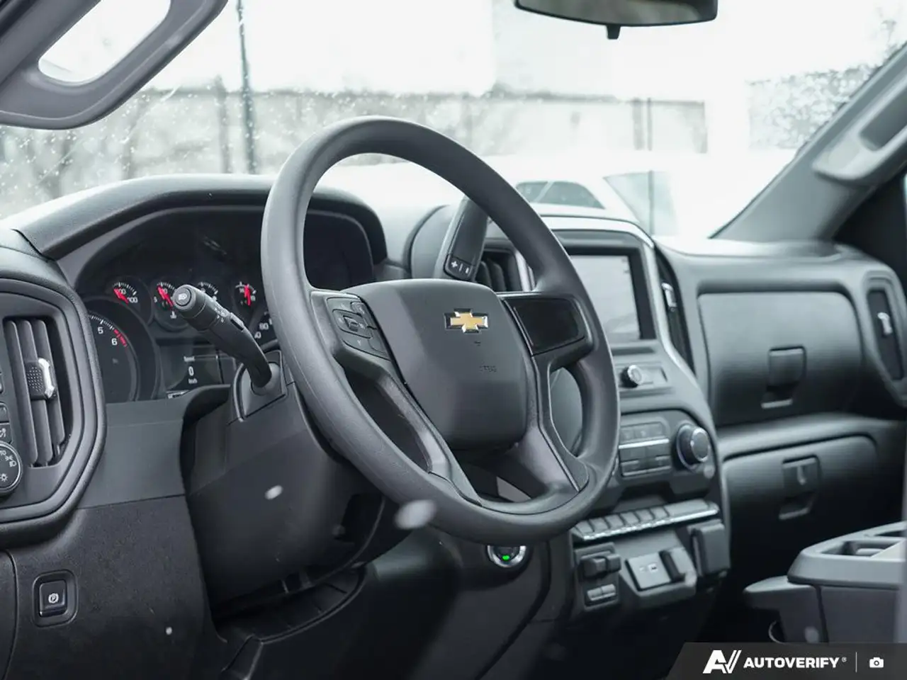 Chevrolet Silverado 1500 снимка Chevrolet Silverado 1500
