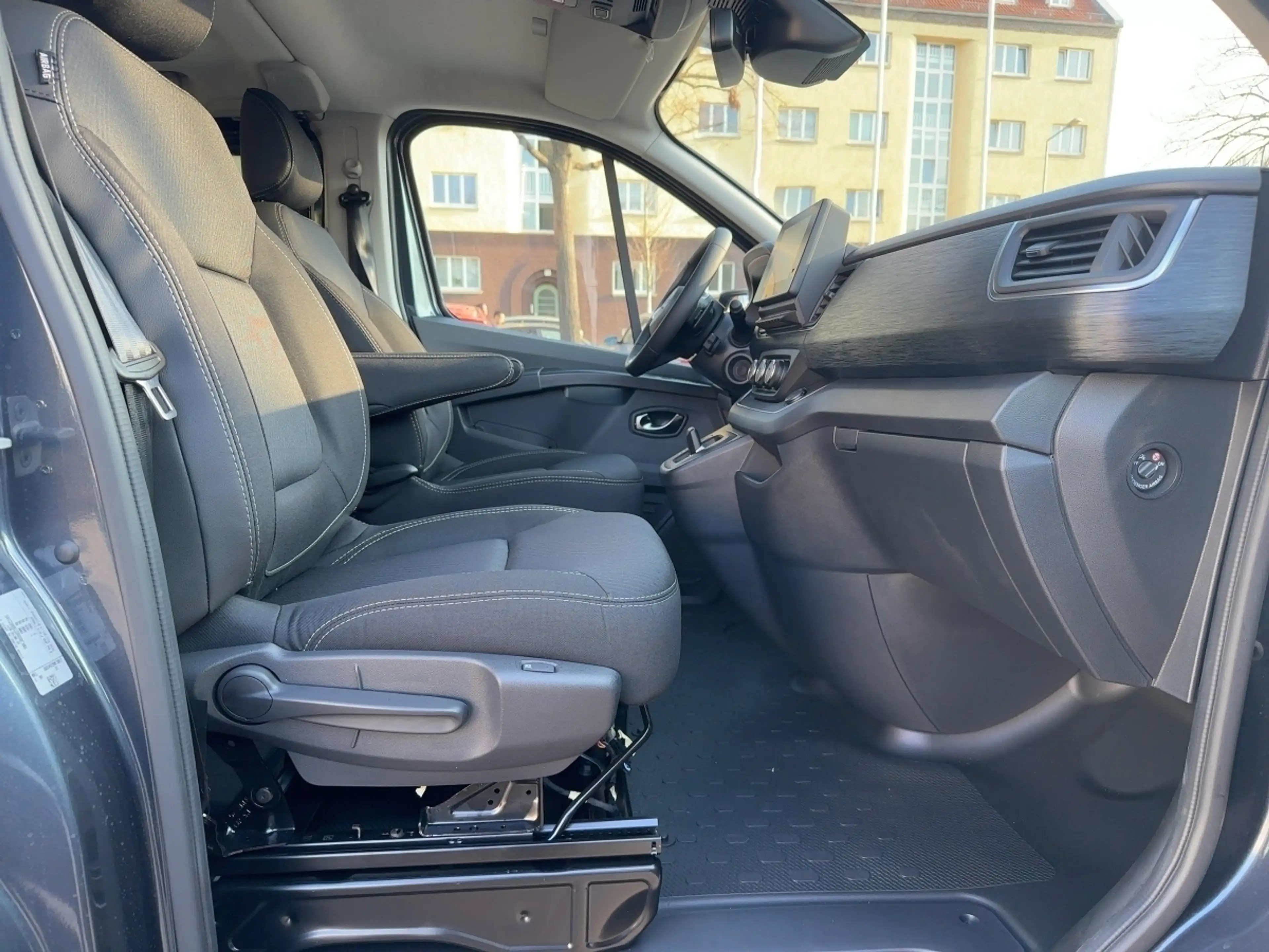 Nissan Primastar Tekna L1H1 dci 170 PS AUTOMATIK/LED — photo 10