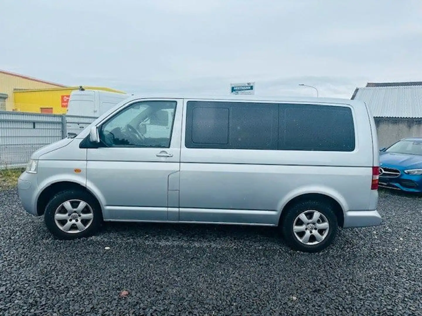 Volkswagen T5 Transporter Bus 2.5 TDI AUT*8 Sitz *TÜV 11.26 Argent - 2