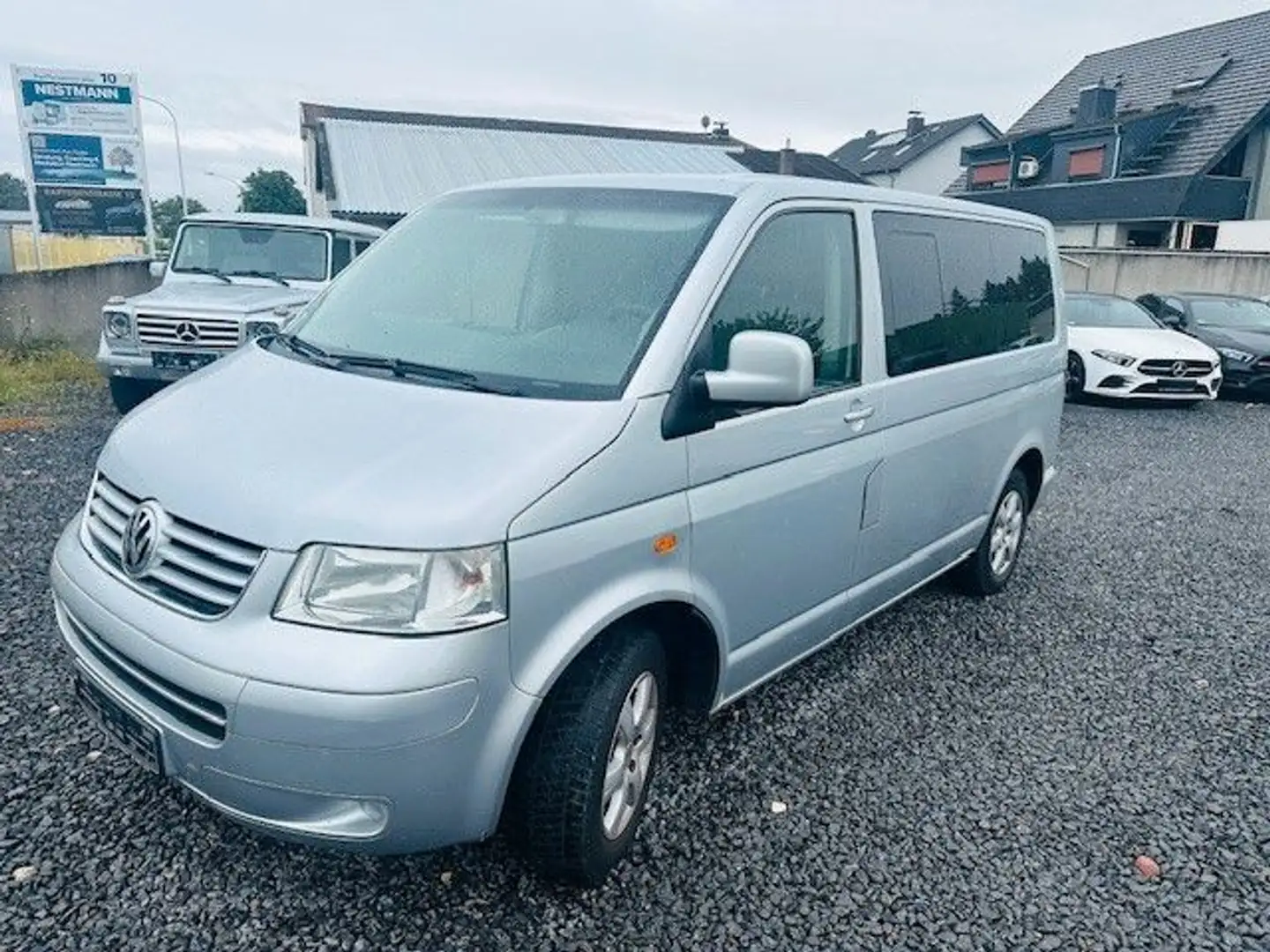 Volkswagen T5 Transporter Bus 2.5 TDI AUT*8 Sitz *TÜV 11.26 Argent - 1