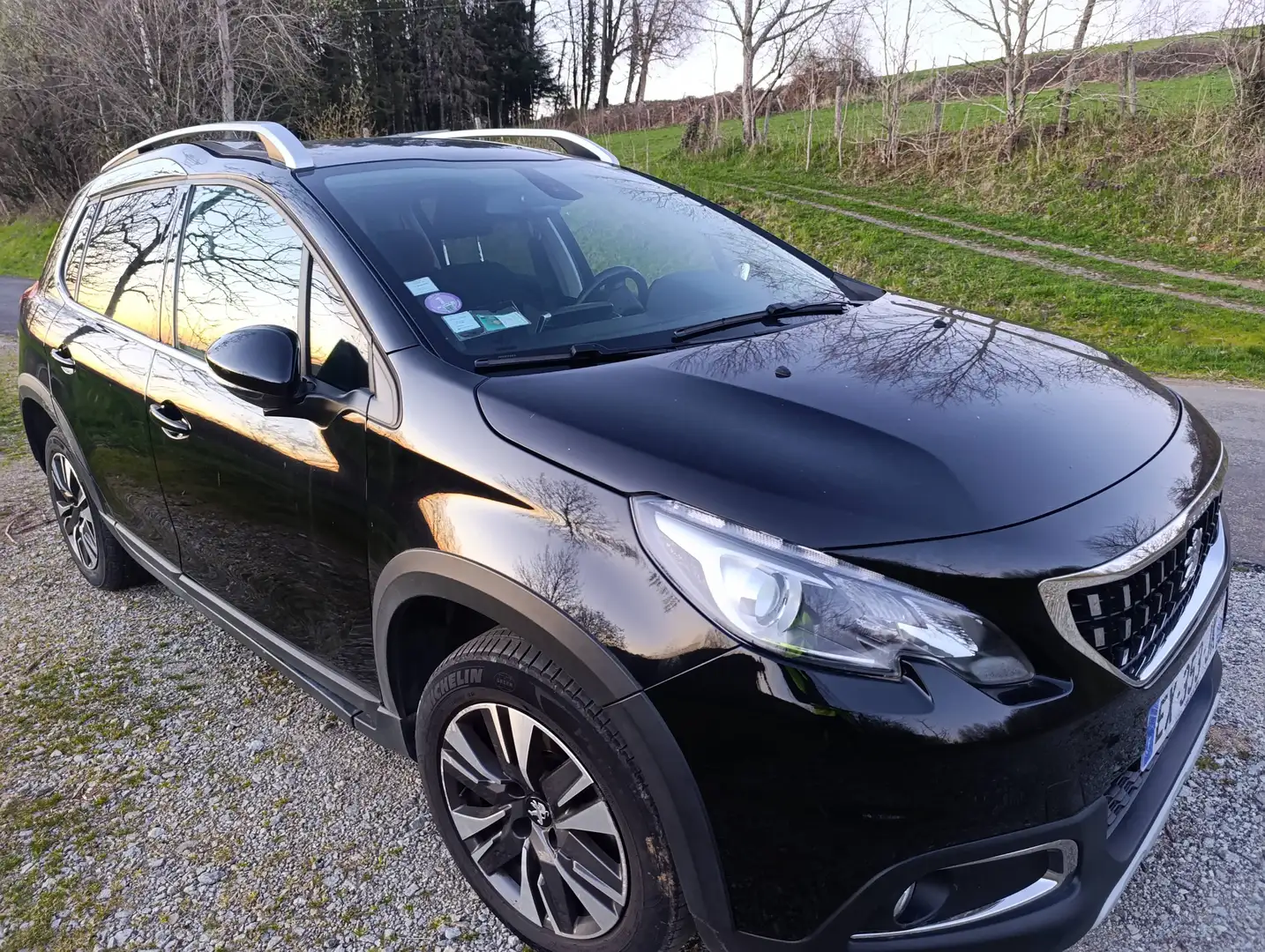Peugeot 2008 110ch Allure Business EAT6 Noir - 1