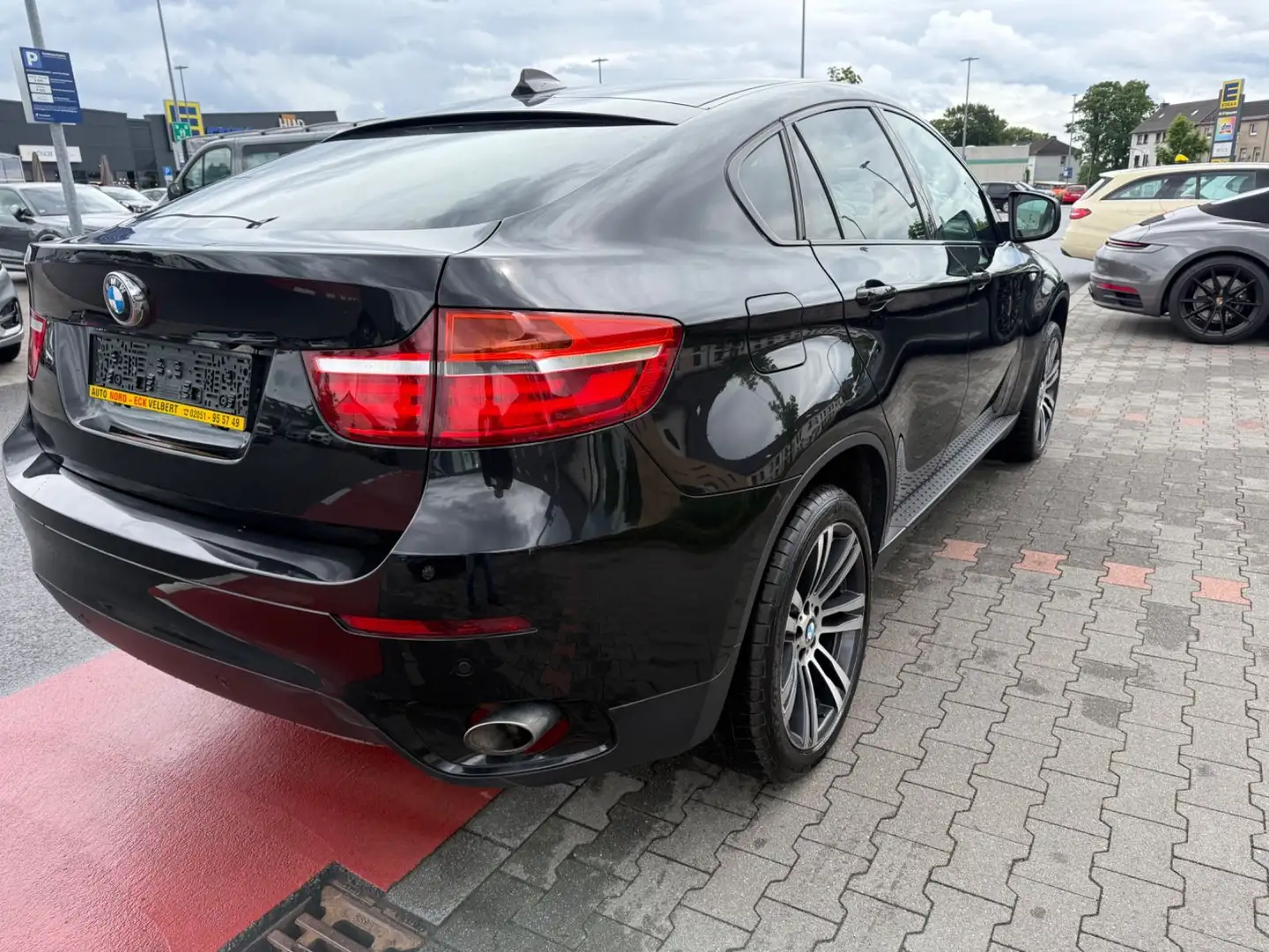 BMW X6 xDrive40d*M Paket*HUD*SSD*LED*Individuel* Black - 1