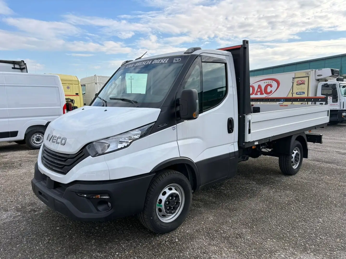 Iveco Daily 35.16 S Cassone fisso Weiß - 1