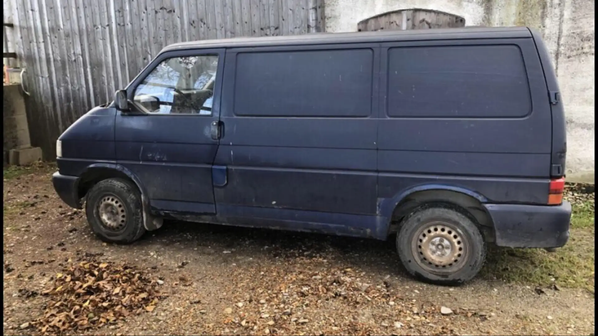 Volkswagen Transporter Blau - 2