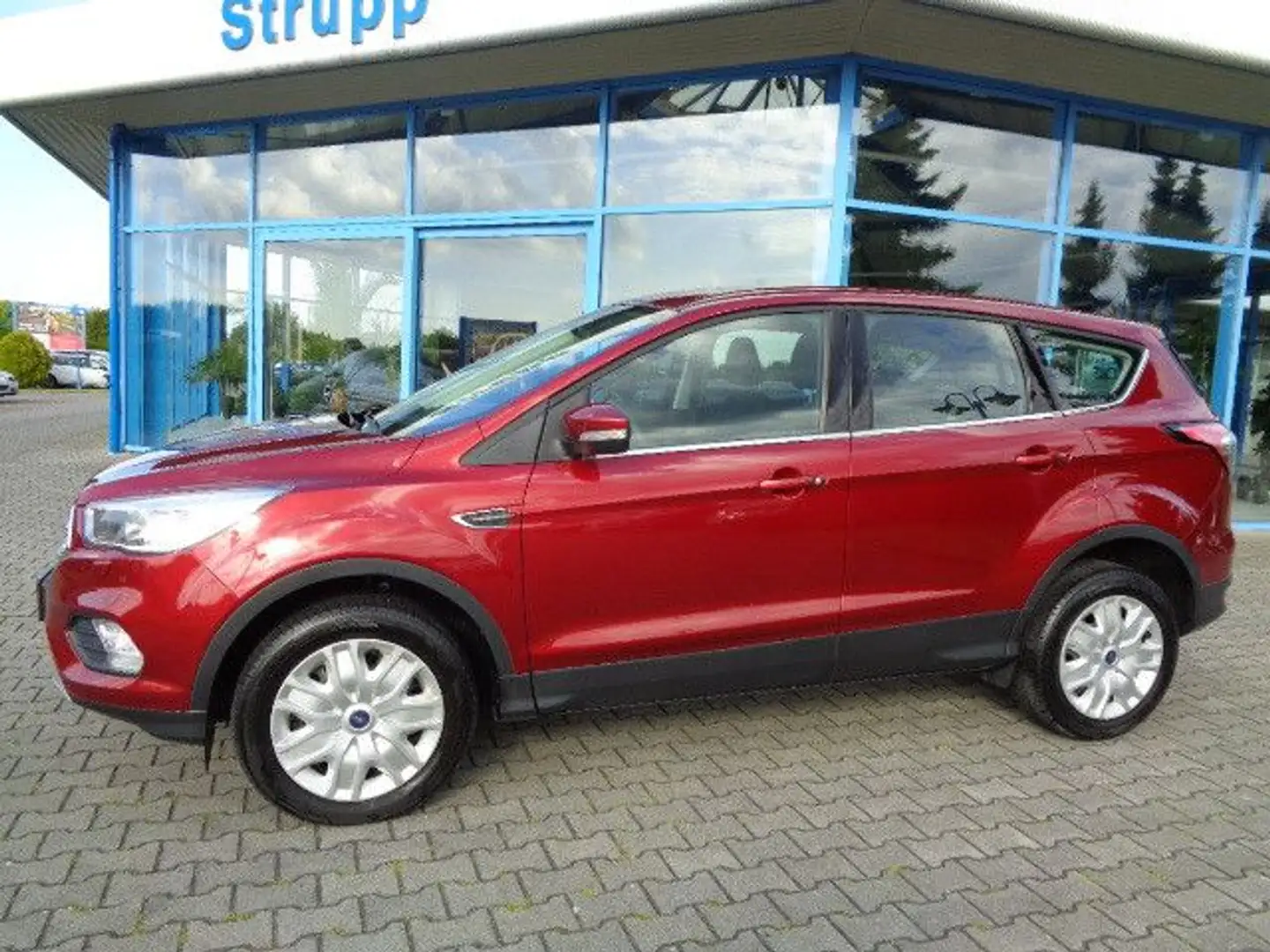 Ford Kuga 1,5li Trend Winterpaket/Scheckheft Rot - 2