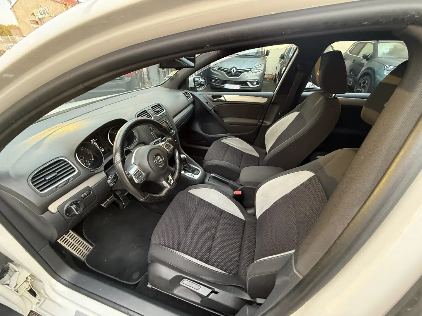 Volkswagen Golf 2.0 TDI 140 Carat DSG6 - 2