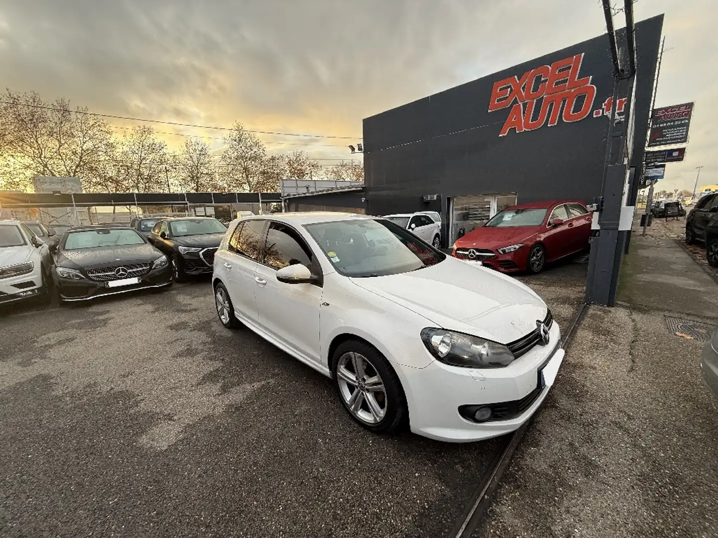 Volkswagen Golf 2.0 TDI 140 Carat DSG6 - 1