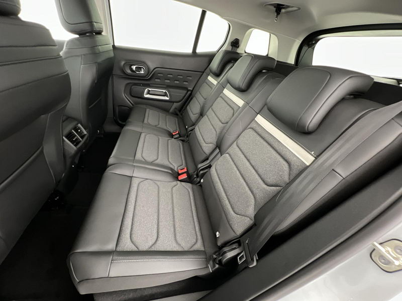 Citroen C5 Aircross Max 1.2*NAVI*SHZ*RFK*uvm — photo 9