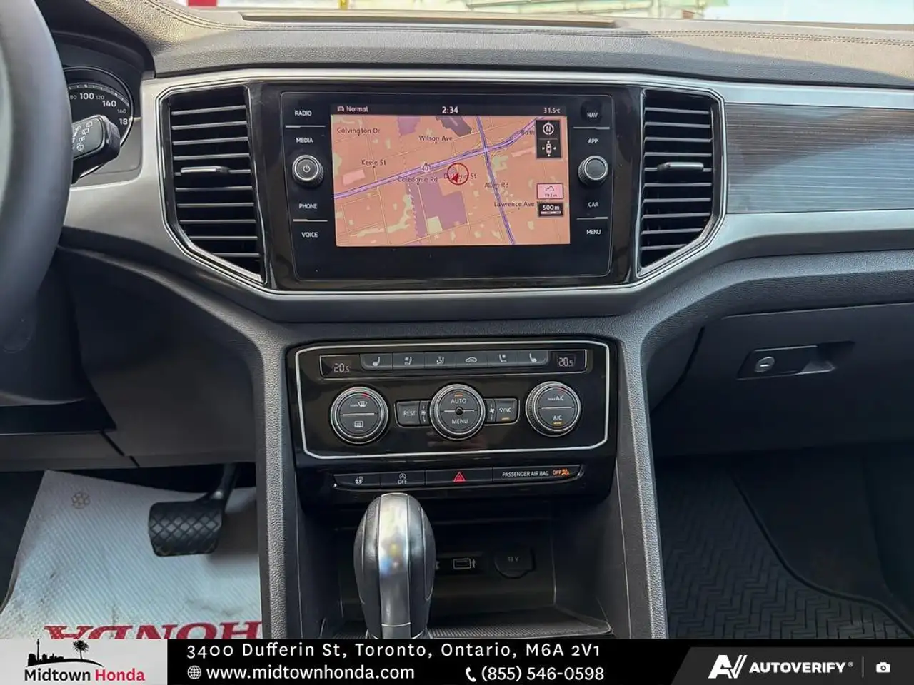 Volkswagen Atlas снимка Volkswagen Atlas