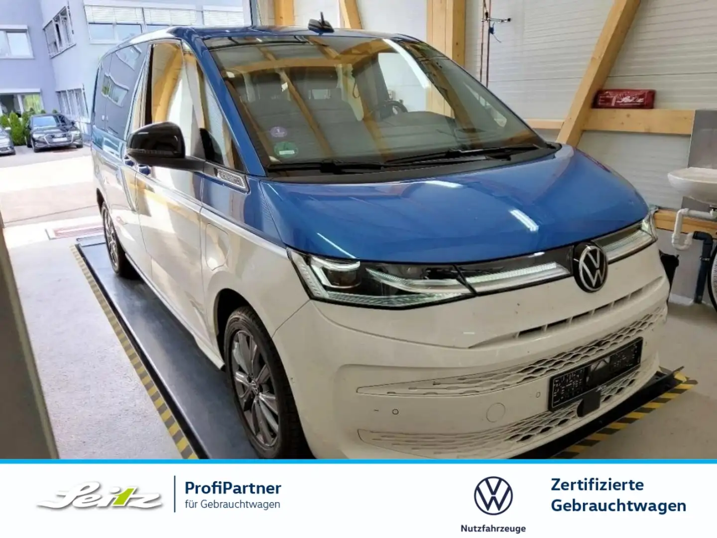 Volkswagen T7 Multivan 1.4 TSI eHybrid KÜ Energetic *PANO*MATRIX*KAMERA*N Blau - 1