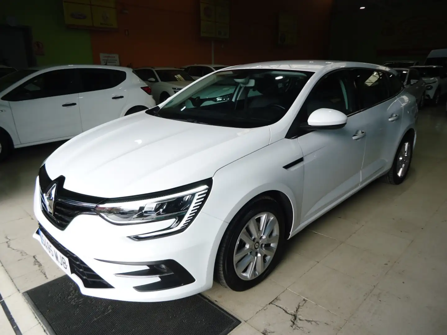 Renault Megane S.T. 1.5dCi Blue Equilibre 85kW Blanco - 2