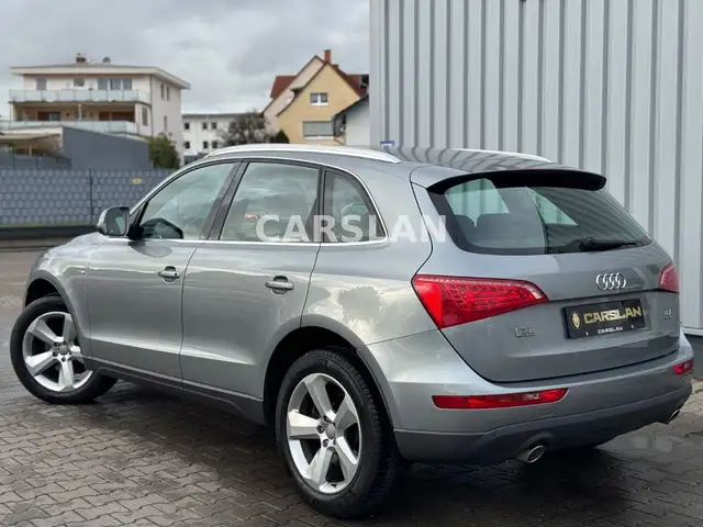 Audi Q5 view 4