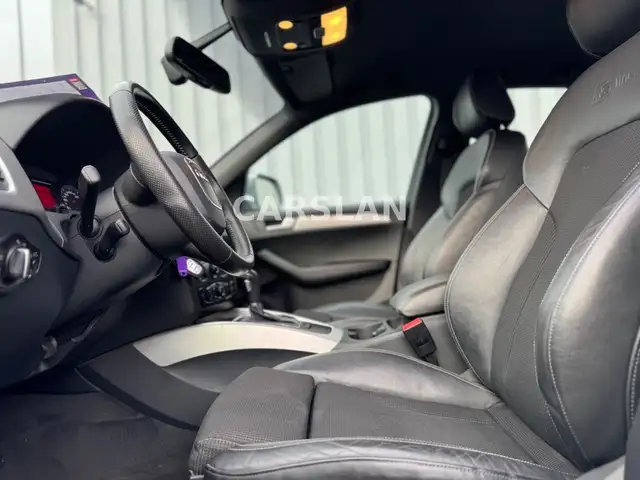 Audi Q5 view 13
