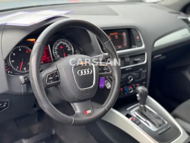 Audi Q5 view 14