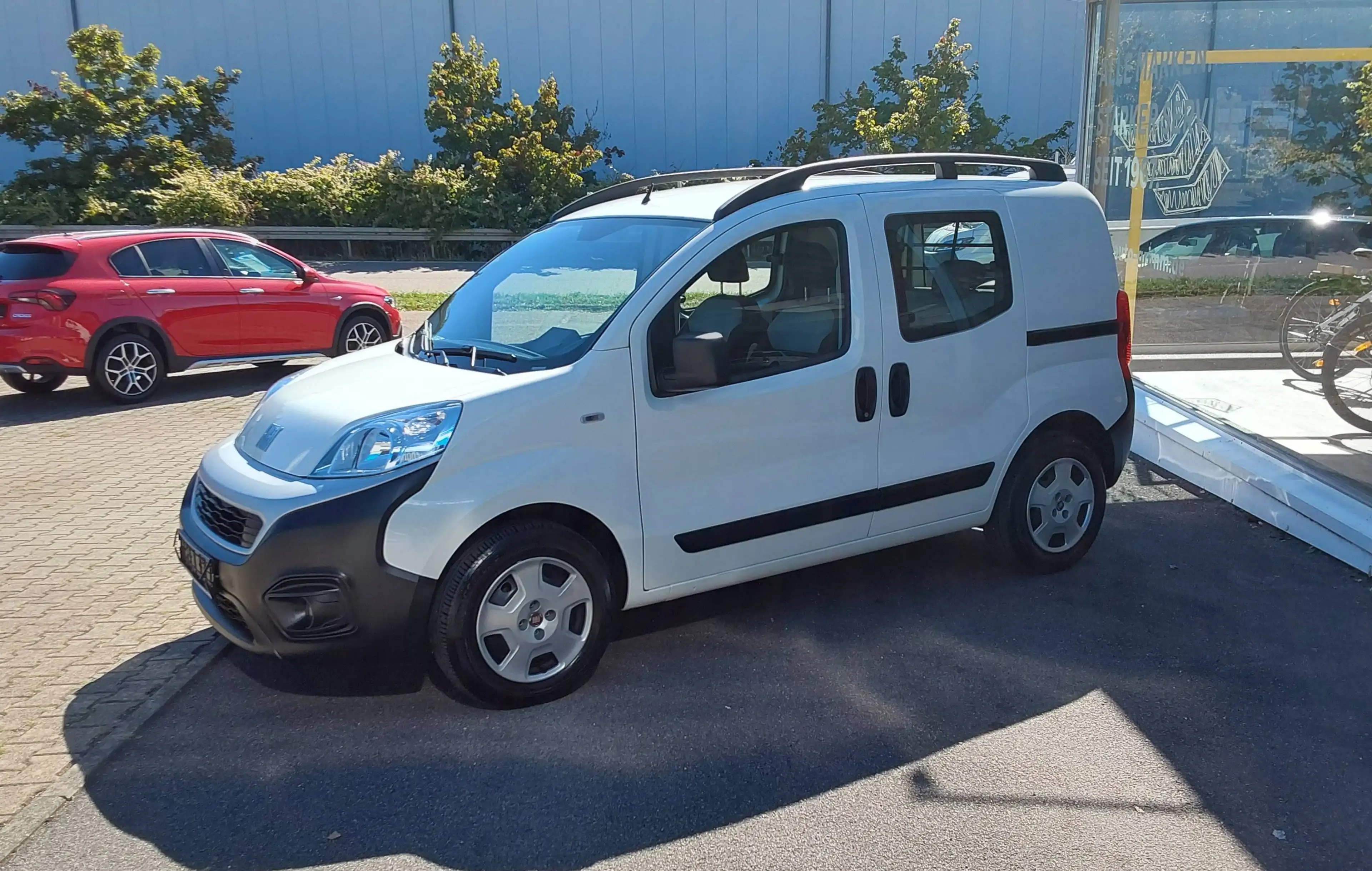 Fiat Qubo Qubo/Fiorino Multijet SX "PDC, SHZ, DAB, Klima" uvm — photo 2