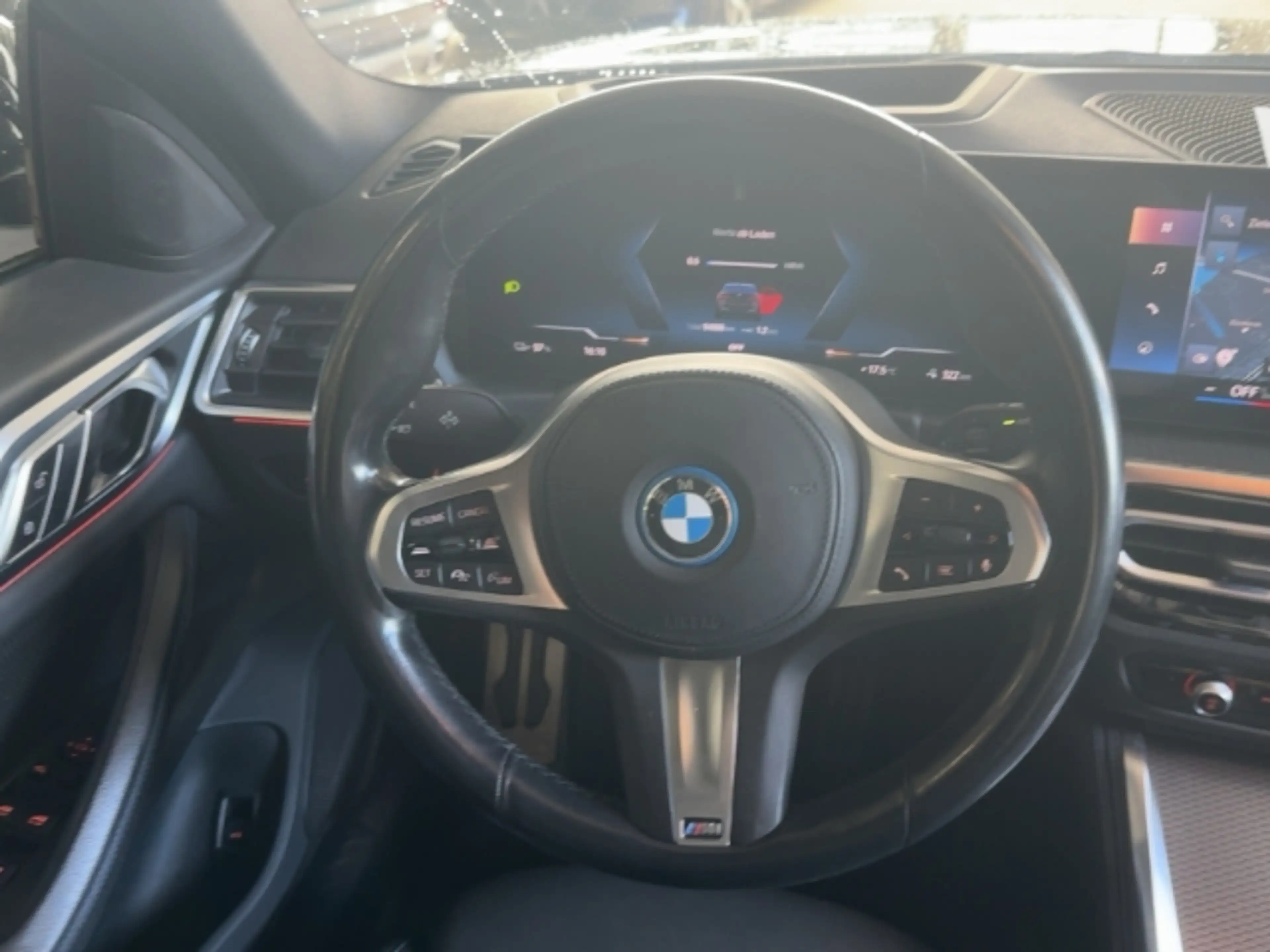 BMW i4 eDrive35 Gran Coupe Sportpaket HUD Navi Digitales — photo 9