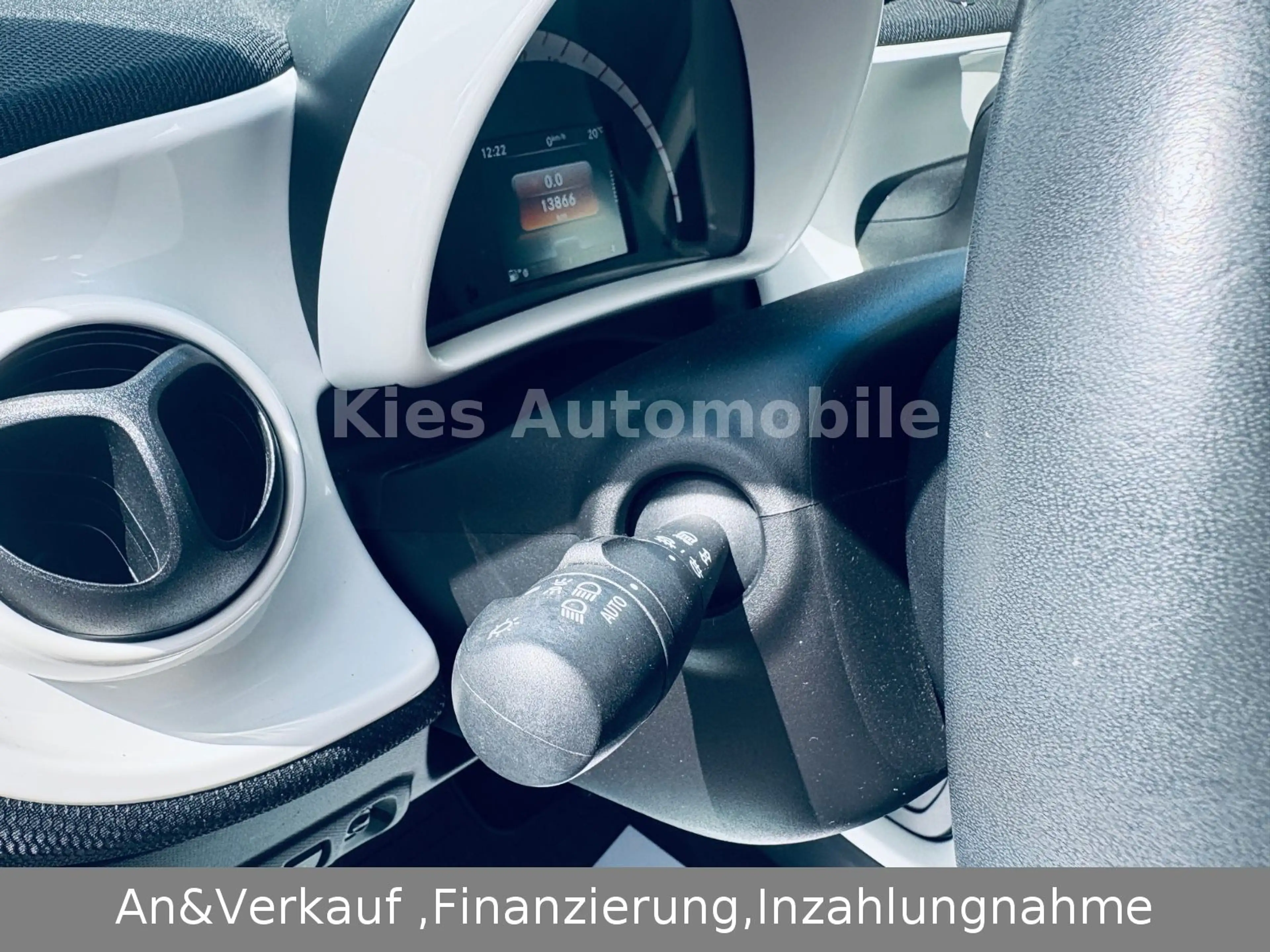 smart forTwo Passion AUTOM/PANO/SITZH/KLIMA/ALU — photo 15