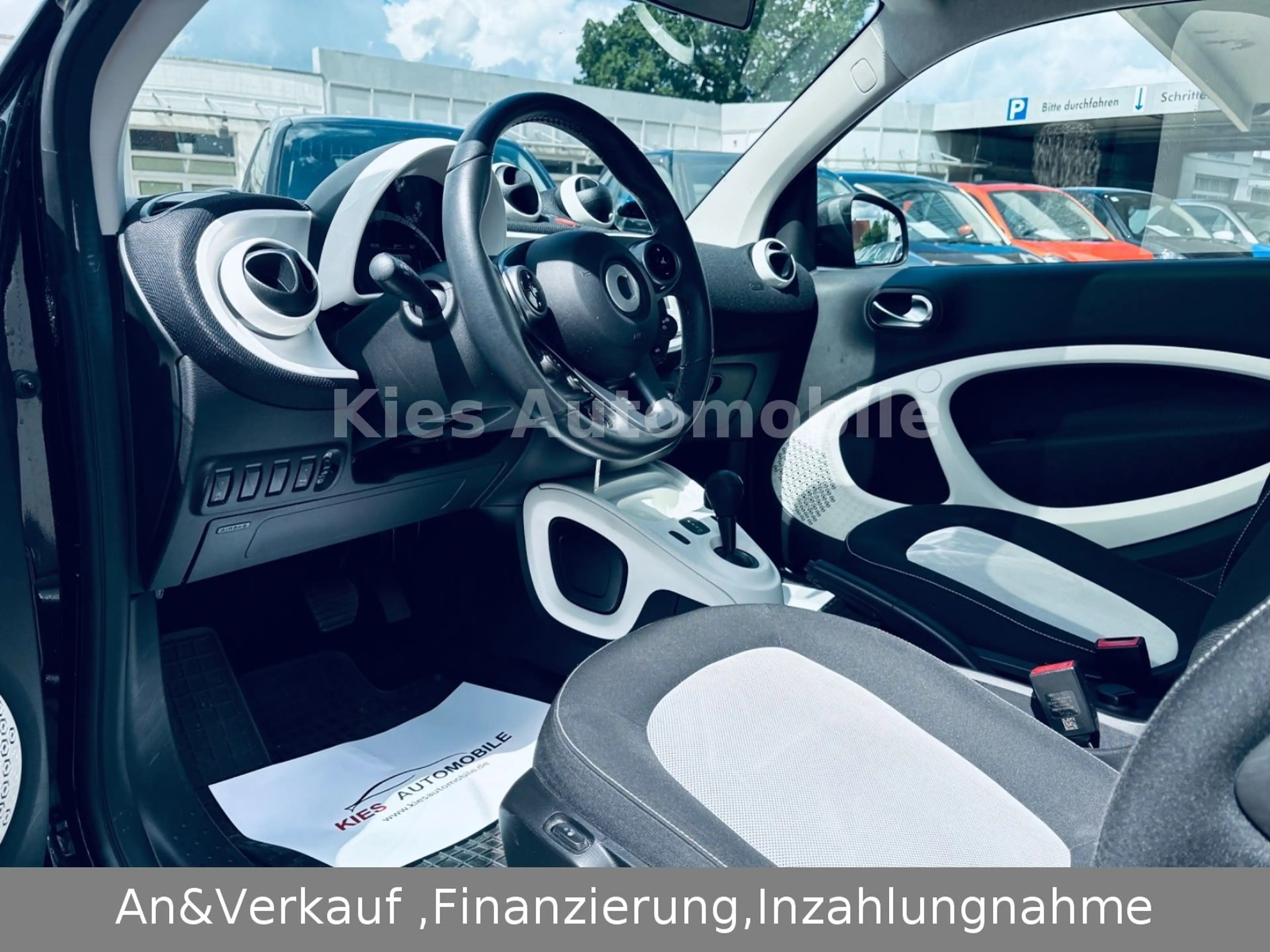 smart forTwo Passion AUTOM/PANO/SITZH/KLIMA/ALU — photo 12