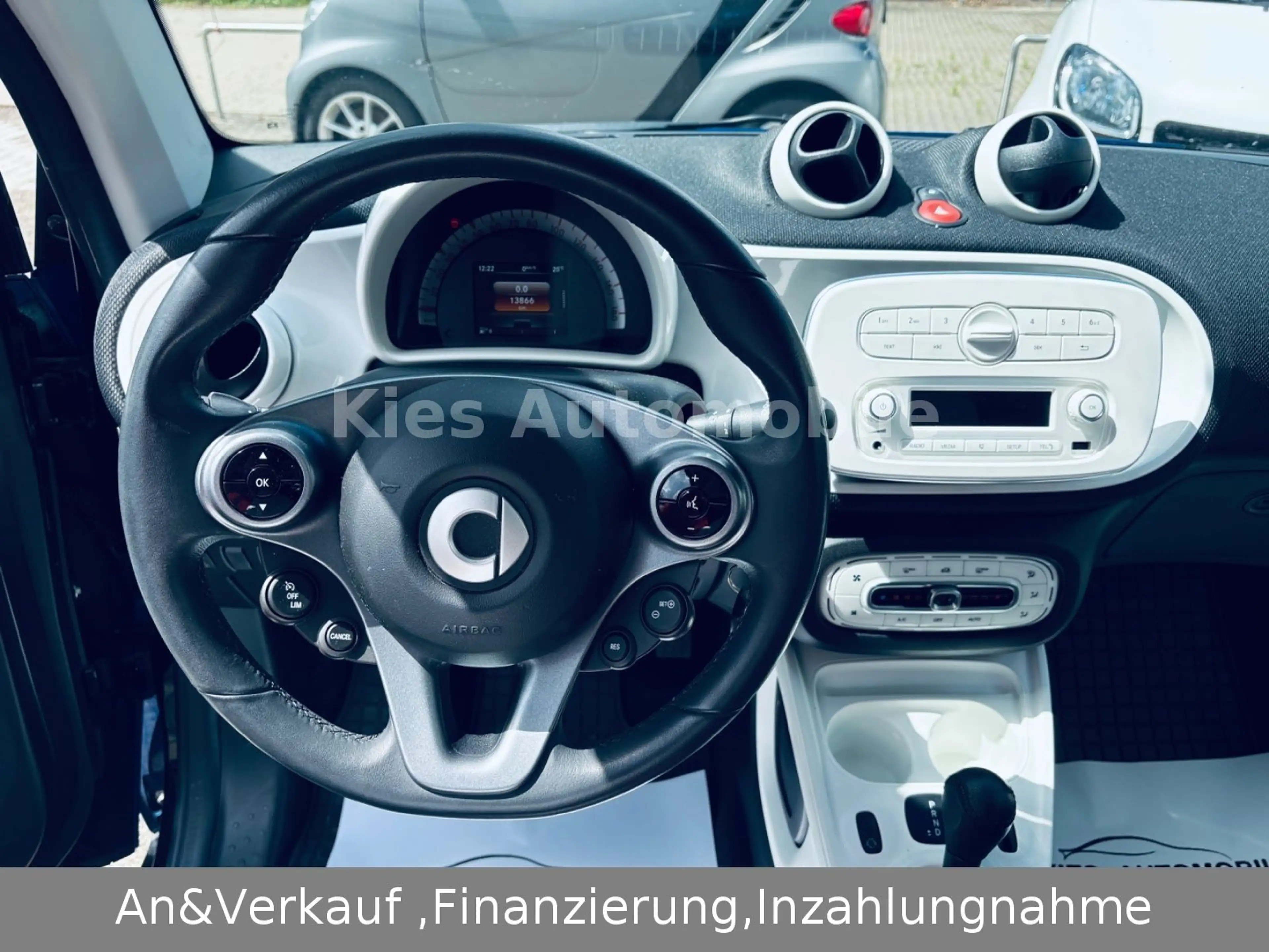 smart forTwo Passion AUTOM/PANO/SITZH/KLIMA/ALU — photo 11