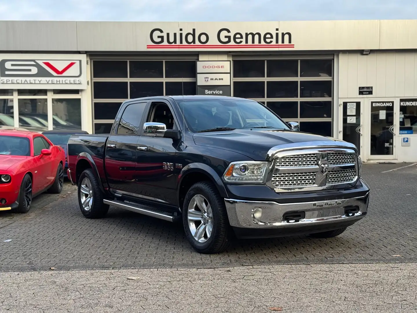 Dodge RAM 5.7 V8 Crew Cab Laramie + LPG Grigio - 1