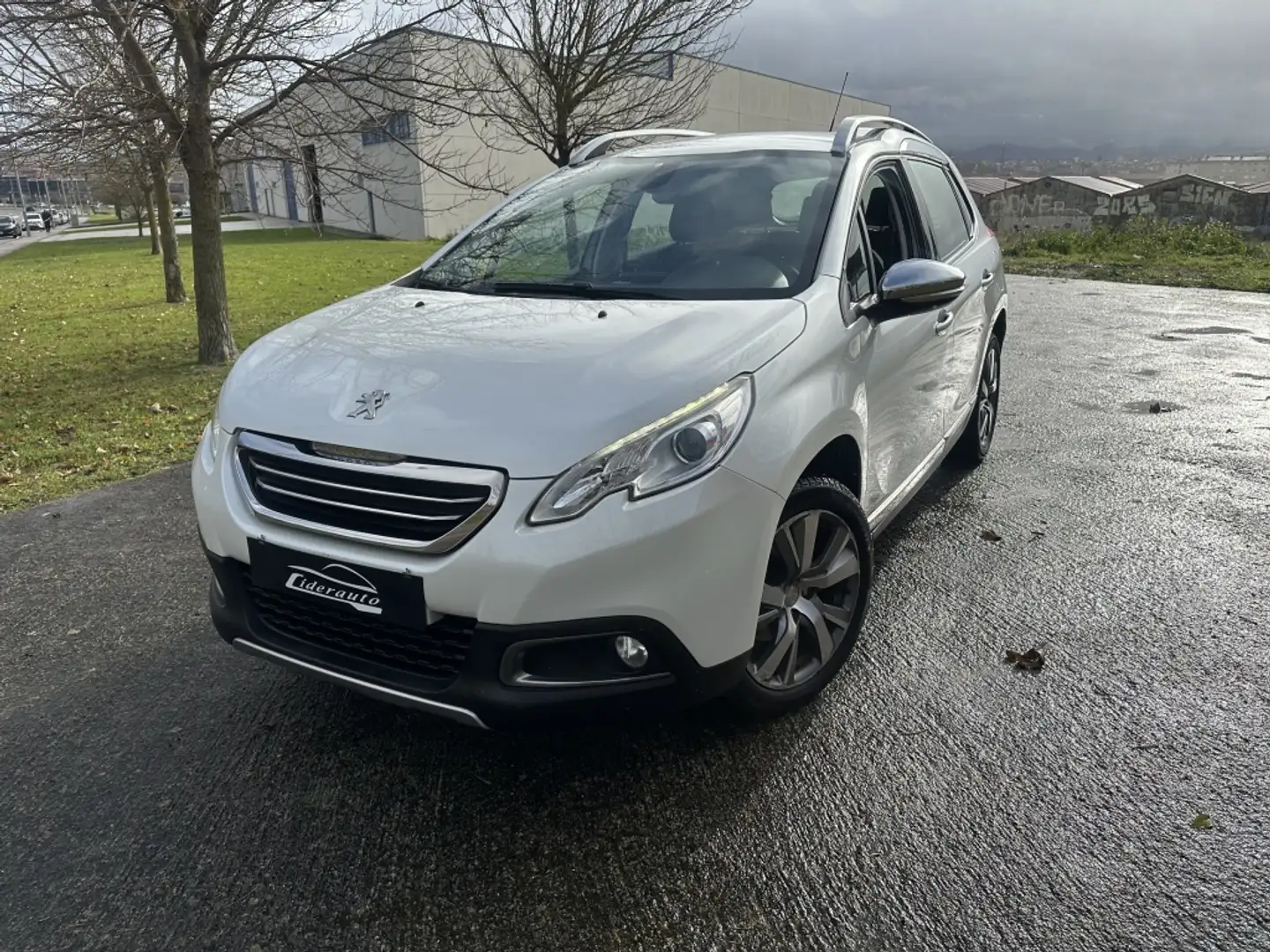 Peugeot 2008 1.2 PureTech S&S Allure 130 Blanco - 2