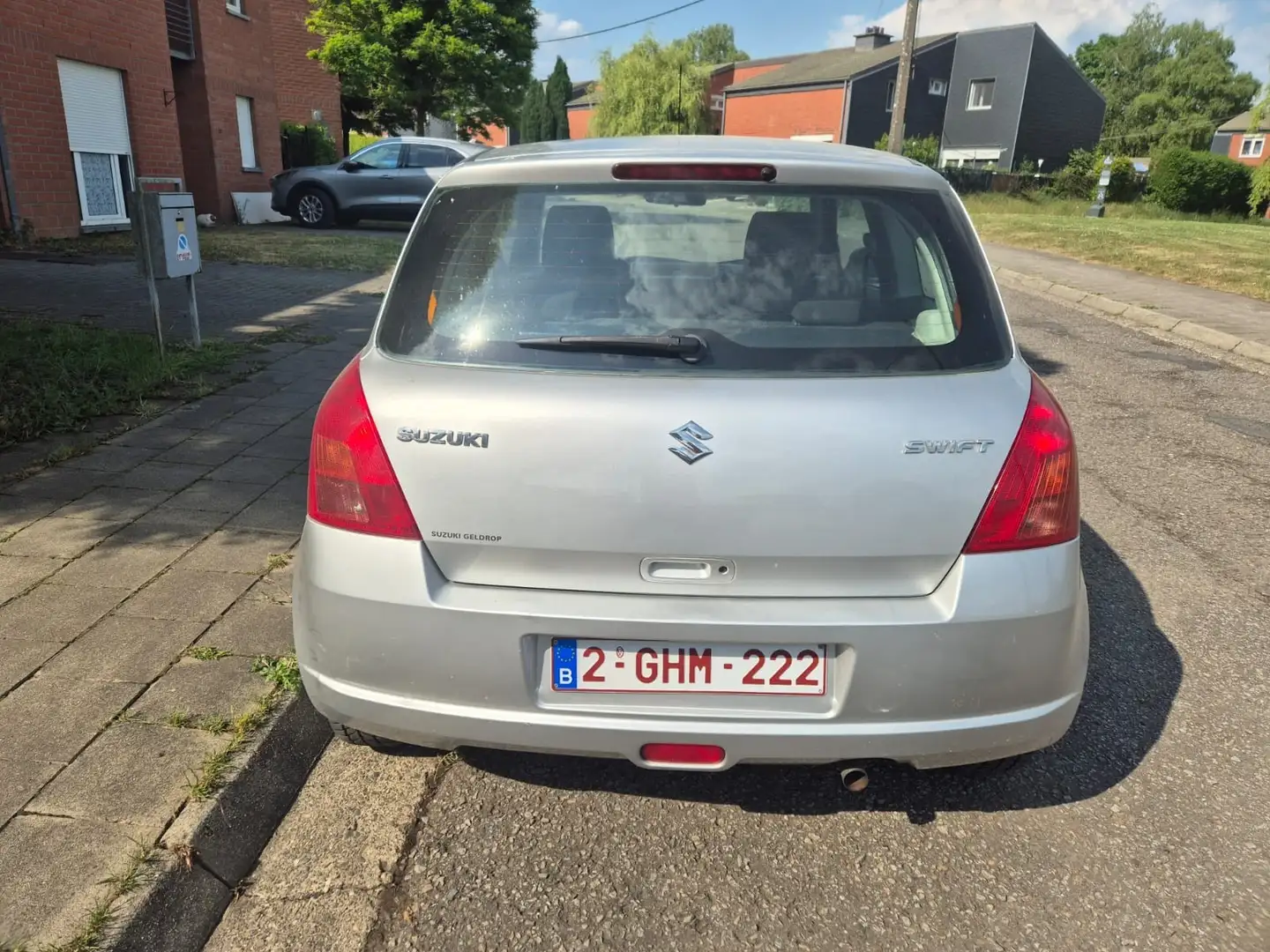Suzuki Swift 1.3i - 2