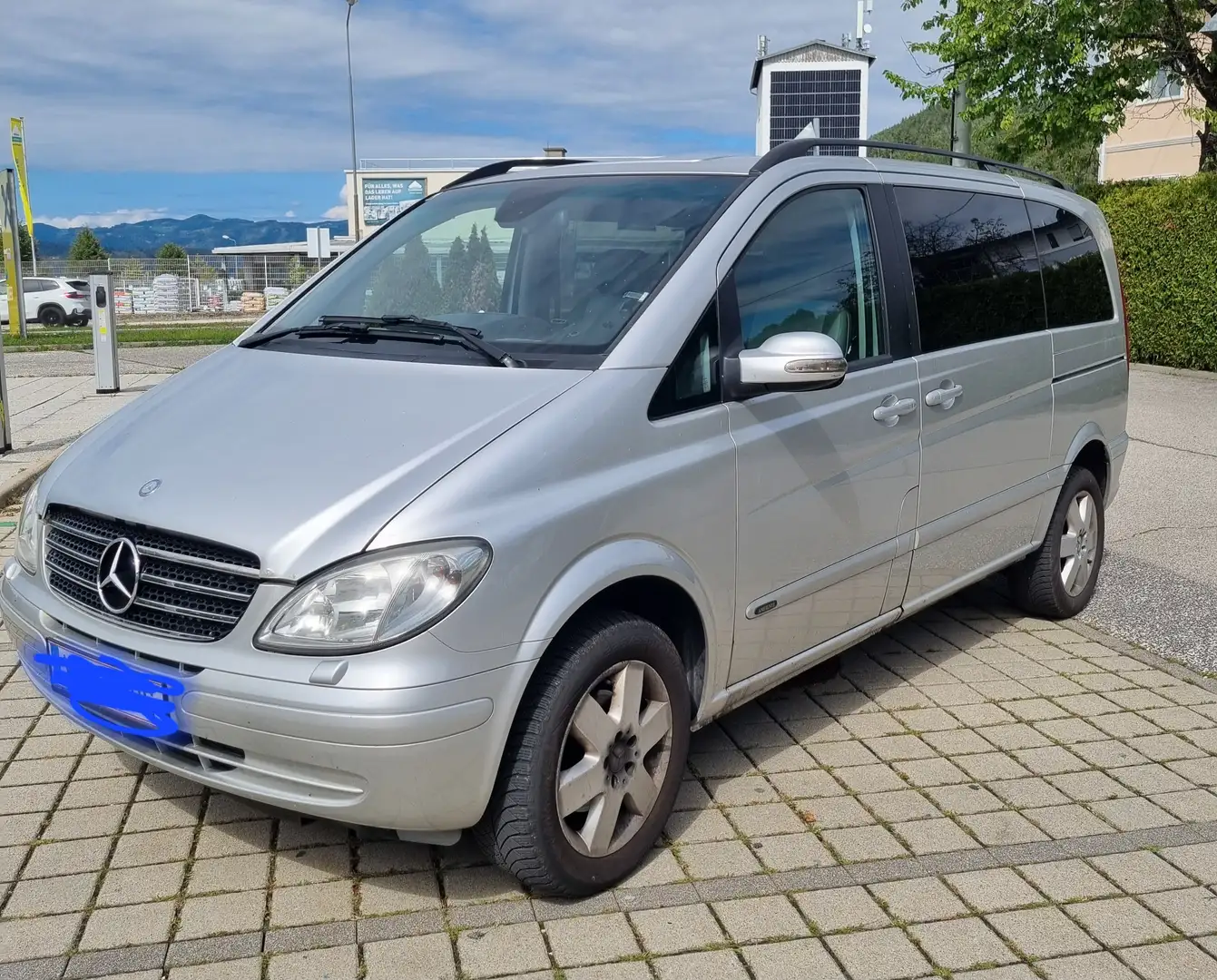 Mercedes-Benz Viano Viano Ambiente kompakt 2,2 CDI 4MATIC Aut. Ambient Silber - 1
