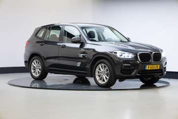 xDrive30e High Executive | Head-Up | Trekhaak | 36