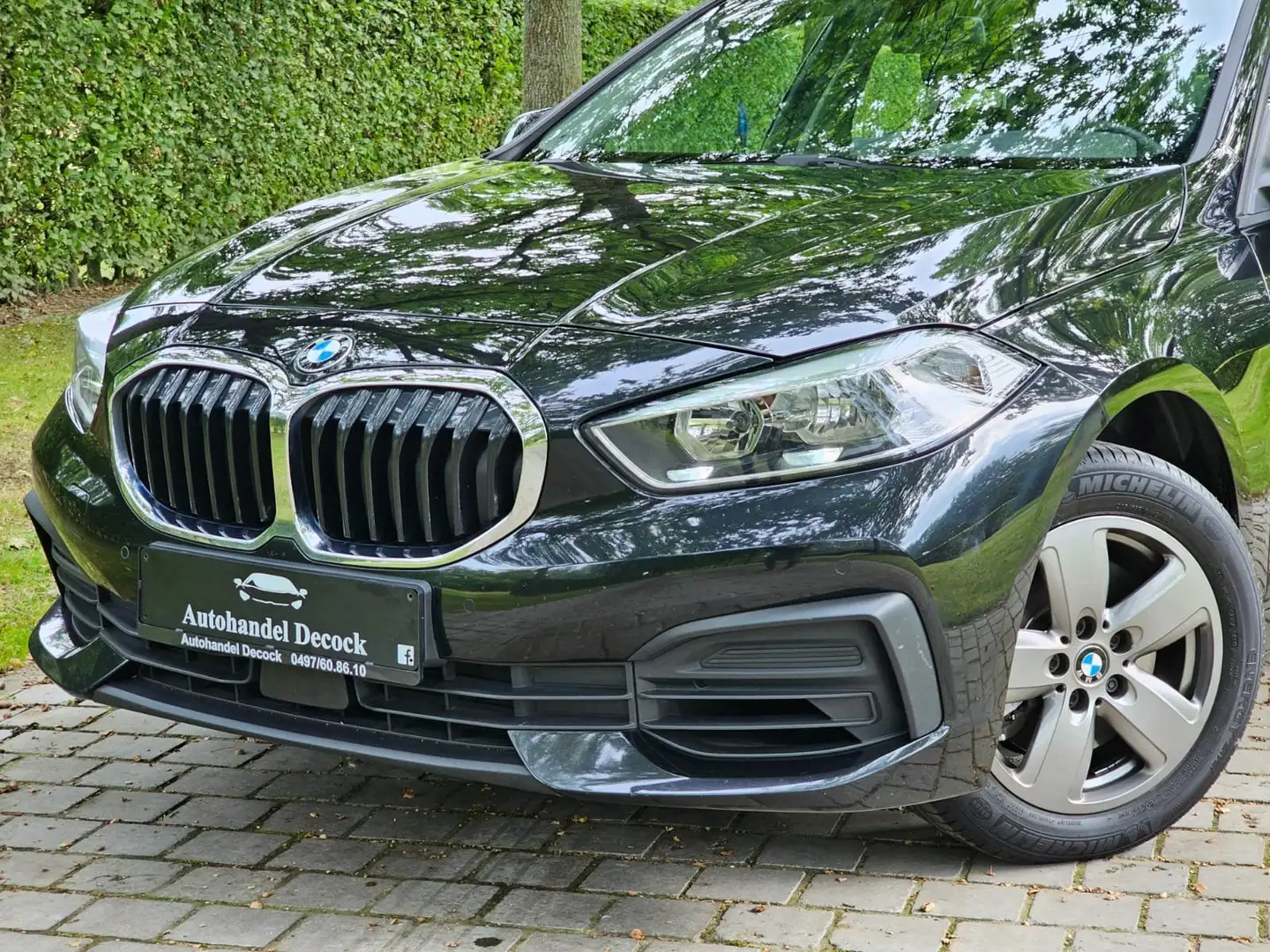BMW 118 118i Aut. LANE ASSIST | BTW | AUTOMAAT Noir - 2