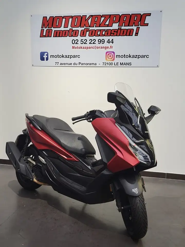 Honda Forza 125