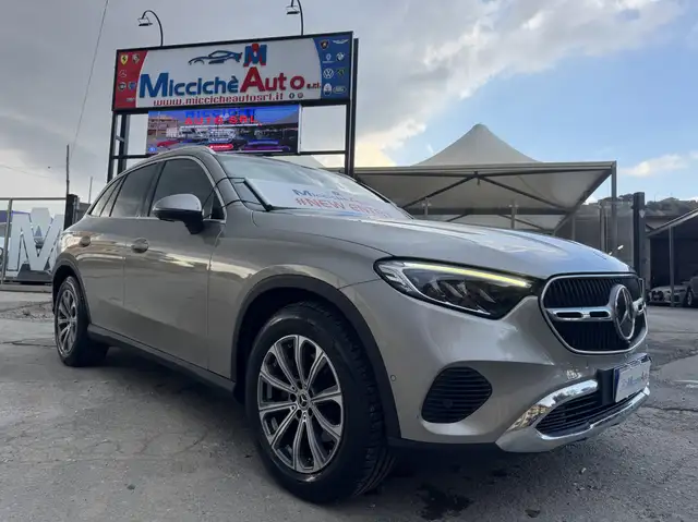 Mercedes-Benz GLC 220