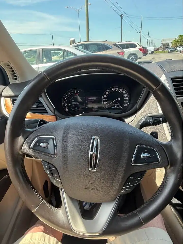 Lincoln MKC photo Lincoln MKC