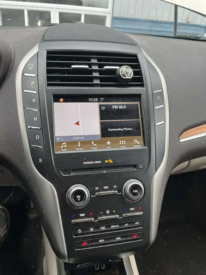 Lincoln MKC photo Lincoln MKC