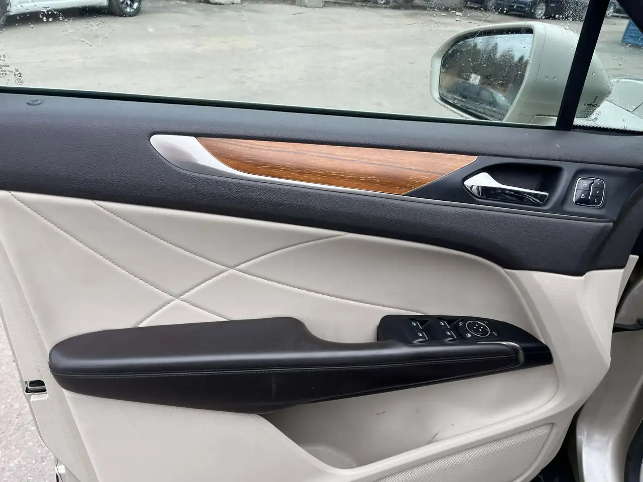 Lincoln MKC photo Lincoln MKC