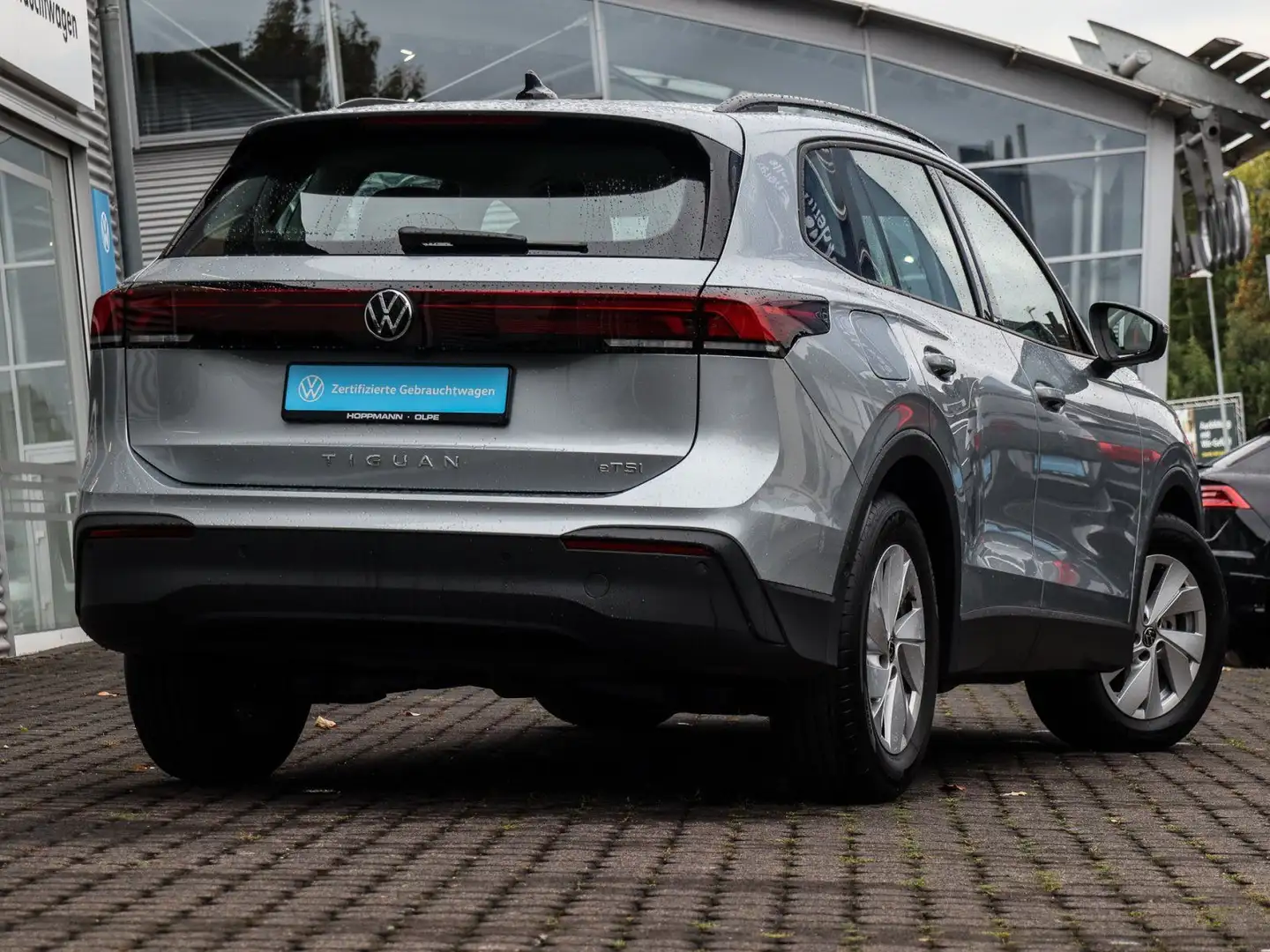 Volkswagen Tiguan 1.5 eTSI DSG AHK LED NAVI KAMERA IDA Sitz Silber - 2