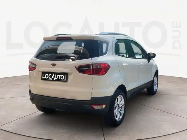 Ford Ecosport view 3