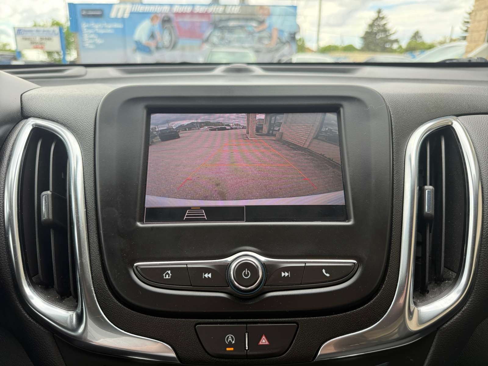 used 2024 Chevrolet Equinox car, priced at $25,696
