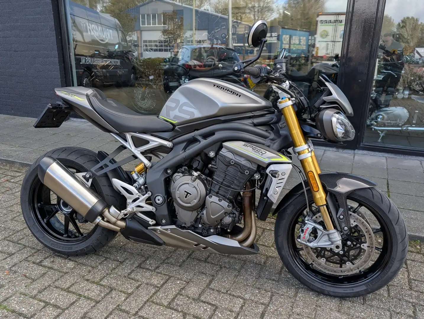 Triumph Speed Triple 1200 RS Grijs - 1