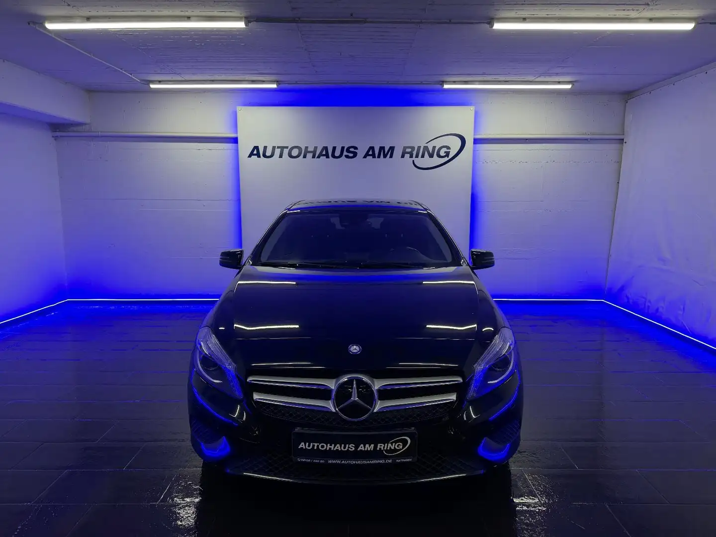 Mercedes-Benz A 200 CDI Aut. LEDER NAVI 3xPDC XENON TEMPO SZHG Schwarz - 1