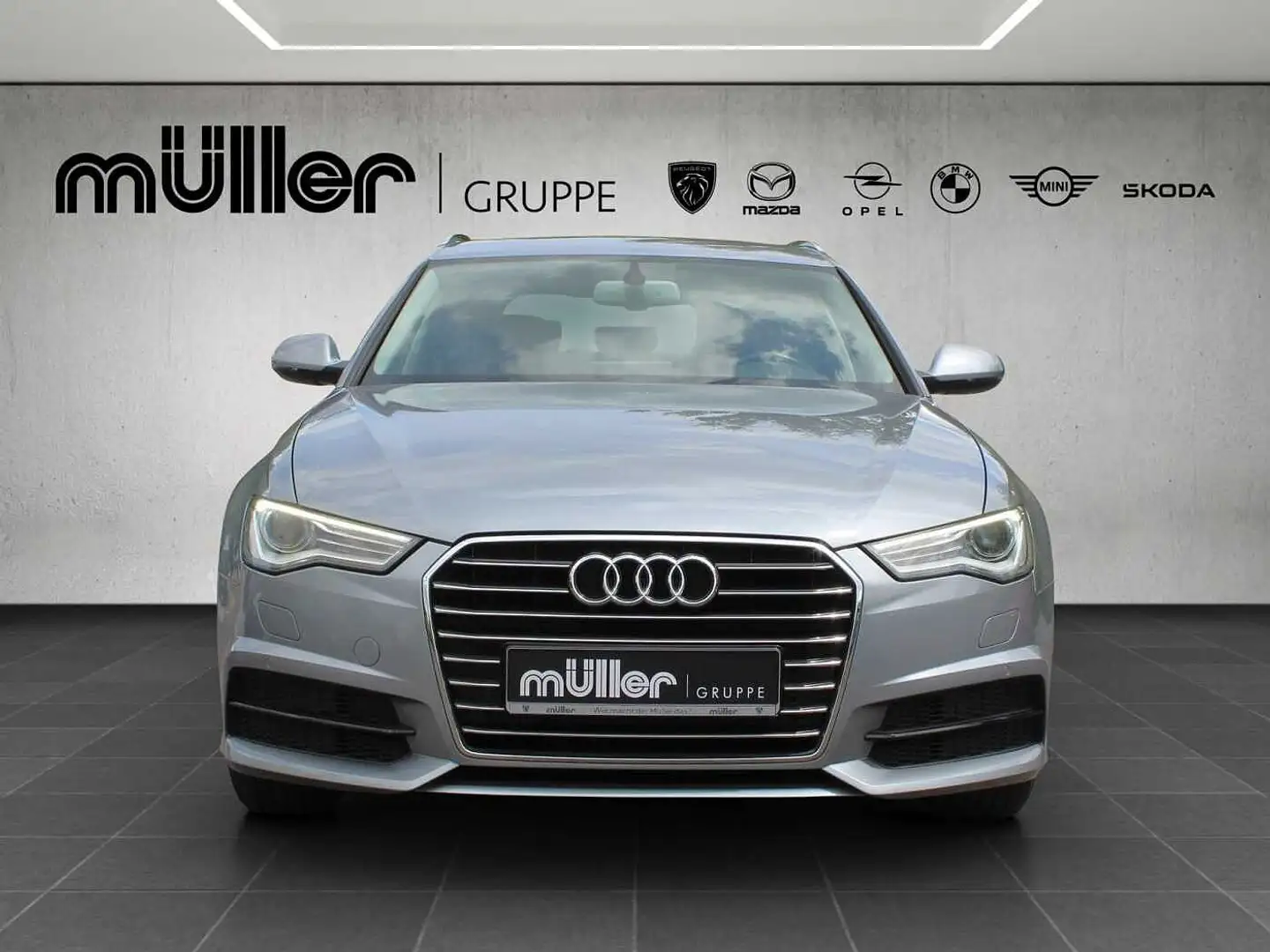Audi A6 Avant 2.0 TDI ultra S tronic Gris - 2
