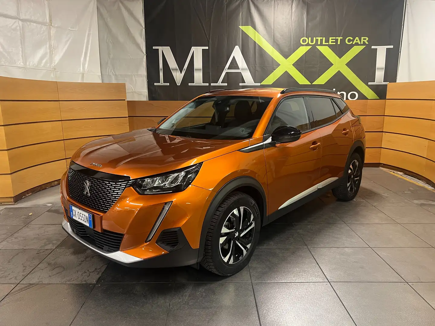 Peugeot 2008 2008 II 1.2 puretech Allure s Arancione - 1