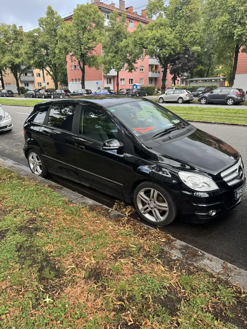 Mercedes-Benz B 200 B 200 (245.233) Schwarz - 1