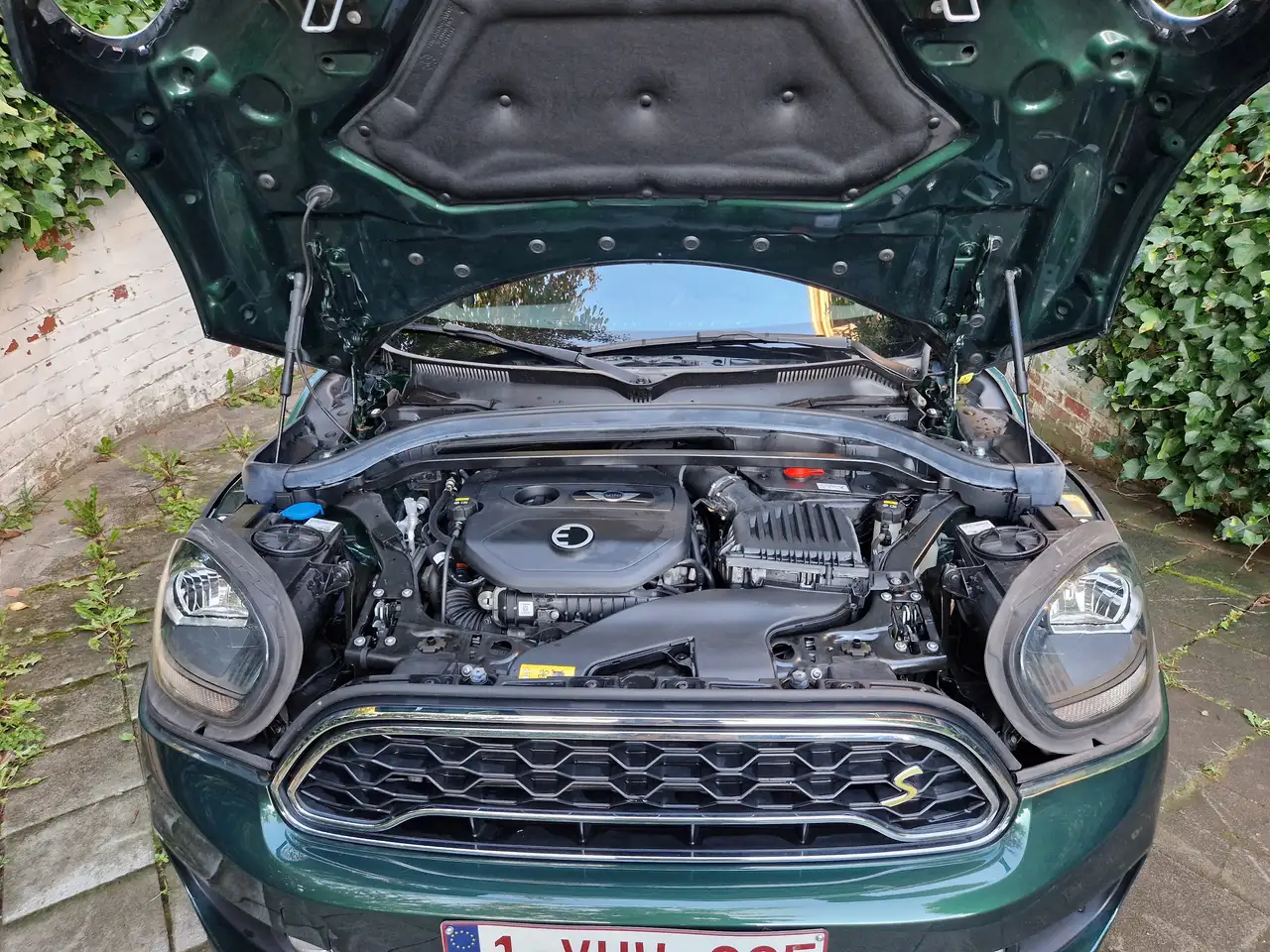 MINI Cooper S Countryman SUV/4x4/Pick-Up en Vert occasion à WATERLOO pour €  25 500,-