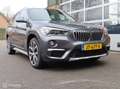 BMW X1 sDrive20i High Executive|Sportleer|Camera|Carplay| Grijs - thumbnail 4